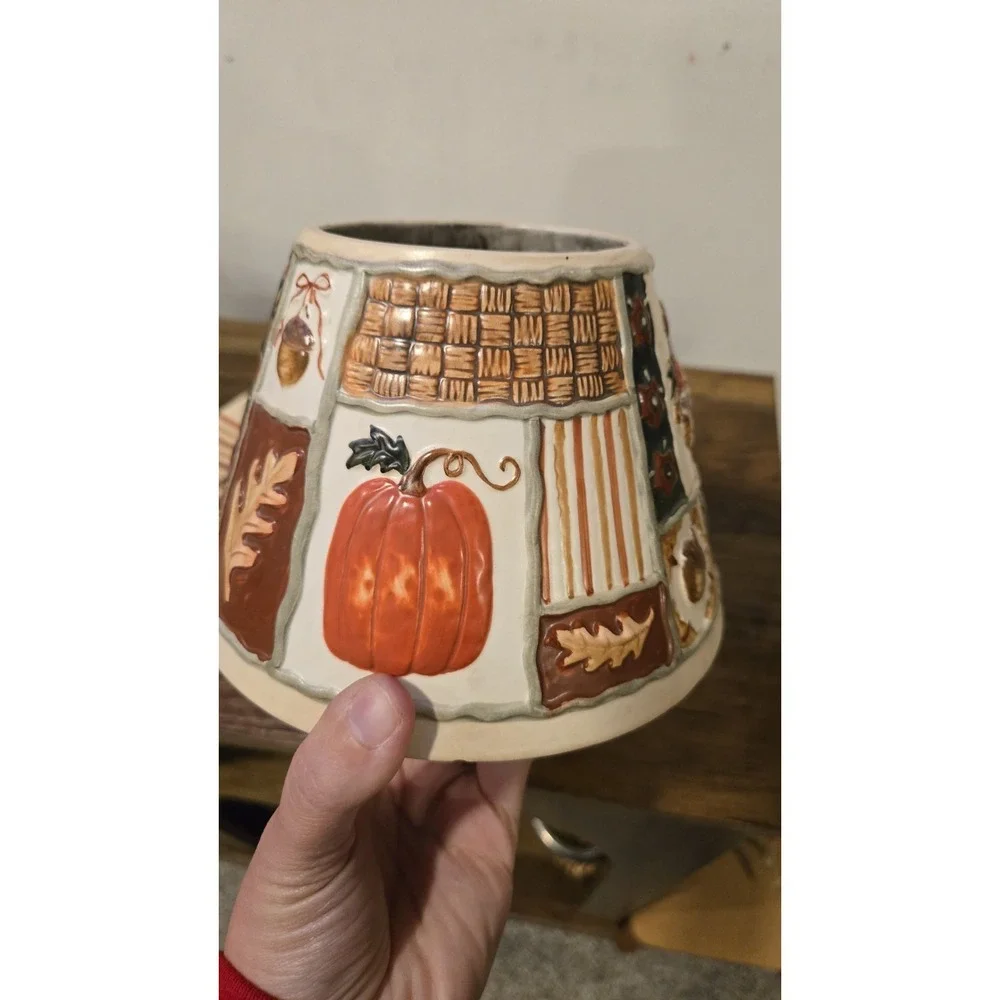 Vtg Yankee Candle Autumn HTF Ceramic Shade Plate Set Pumpkins Acorns Flowers